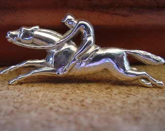 Horse Racing Brooch - Horse Race Jewelry - Jockey Pin - Longchamp Pin - Horse Sterling Silver - Equestrian Jewelry - Horse Jewelry