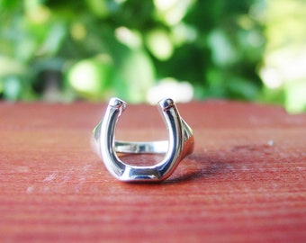 Sterling Silver Horseshoe Ring: Equestrian Jewelry Gift