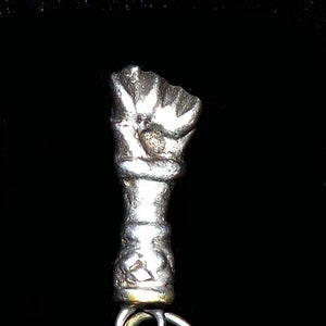 Sign of the fig&quot; pendant. Vintage.