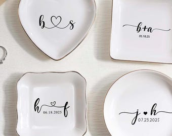 Personalized Jewelry Dish, Bridesmaid Gifts, Engagement Ring Dish, Birthday Gift for Her, Graduation Gift, Bridal Shower Gift, Gift for Mom