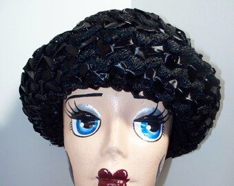 Vintage Black raffia semi Bowler hat‎ Vintage Black Ribbon Raffia Bowler Hat Mid Century Fashion  main image 3