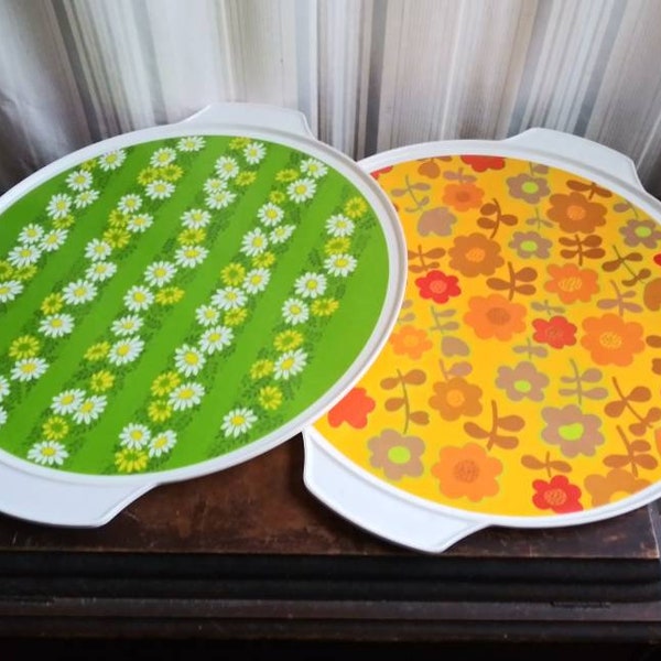 Pick One Bright Colorful Round Vintage Tray Orange or Green Groovy Flower Tray 60's Mid Century Decor Kitchen Serving Fun