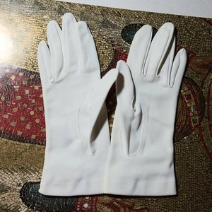 Vintage Gloves Hansen White Formal Gloves w Wrist Bows and Original Tag 50's 60's Mid Century Fashion Accessory image 4