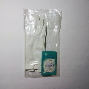 Vintage Gloves Hansen White Formal Gloves w Wrist Bows and Original Tag 50's 60's Mid Century Fashion Accessory image 2