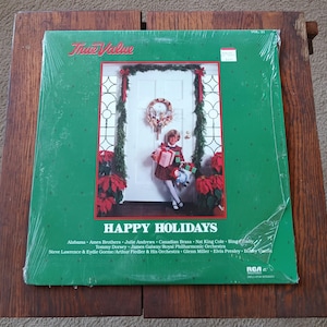 Vintage Christmas Record True Value Happy Holidays 1981 Vol. 21 - Elvis Alabama Nat King Cole Bing Crosby Julie Andrews Classic Xmas Music