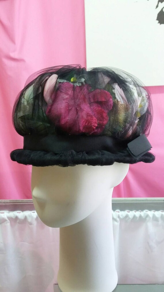 Vintage Hat Black Net Bubble Hat Packed w Pink Velvet… Gem