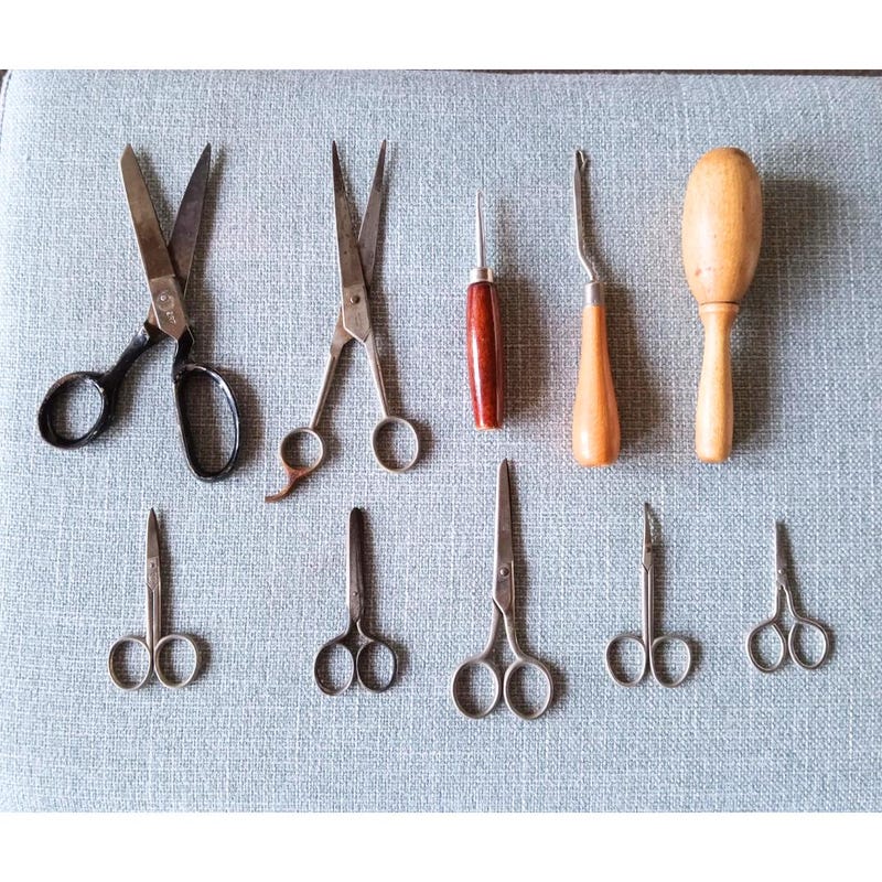 Darning egg main image 1