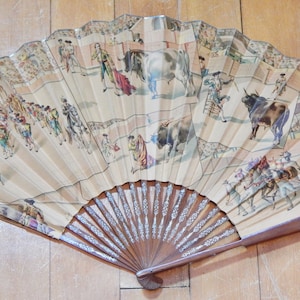Vintage Fan Spanish Bull Fighting Hand Fan Recuerdo De Espana Paper Fan Wood w Metallic Gold Glitter Amazing Graphics Frameable Decor