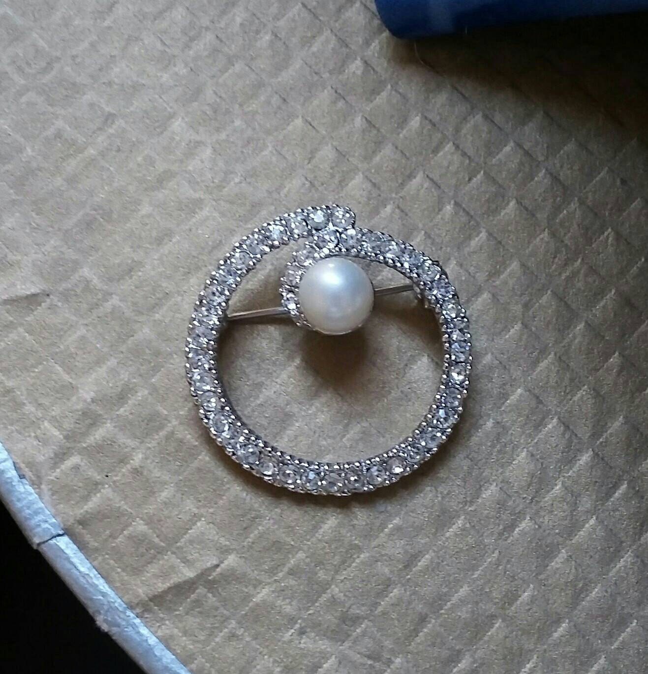 Vintage Brooch Eternity Circle Rhinestones W Faux Pearl - Etsy