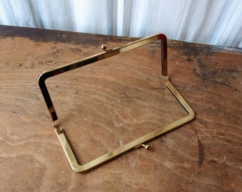 Vintage Purse Frame Gold Metal w Kiss Clasp 50's 60's Fashion Sewing Handbag Clutch Dead Stock Supply