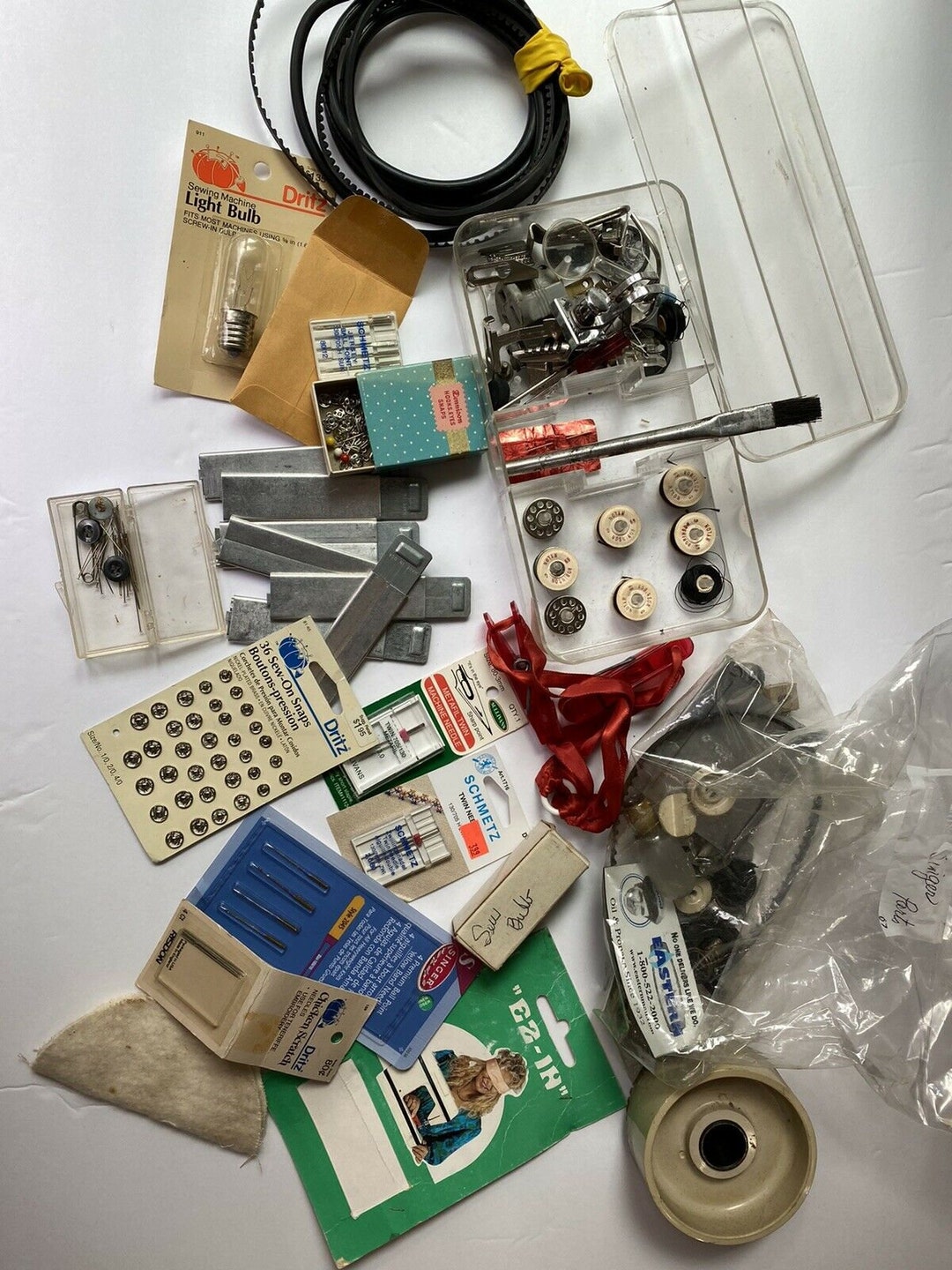 Sewing Machine and Notions Mixed Lot Needles Spools Parts Hooks Lot