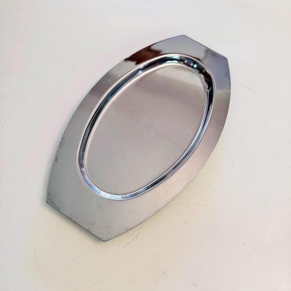 英国ヴィンテージ銀メッキ 楕円形トレー 彫刻模様 アンティークトレイ