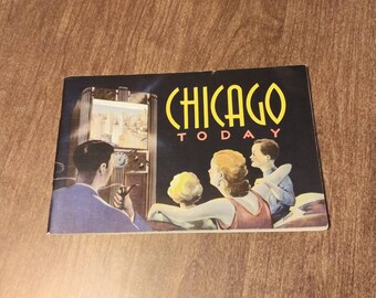 Vintage 1930s-40s Chicago Tourism Book with Map