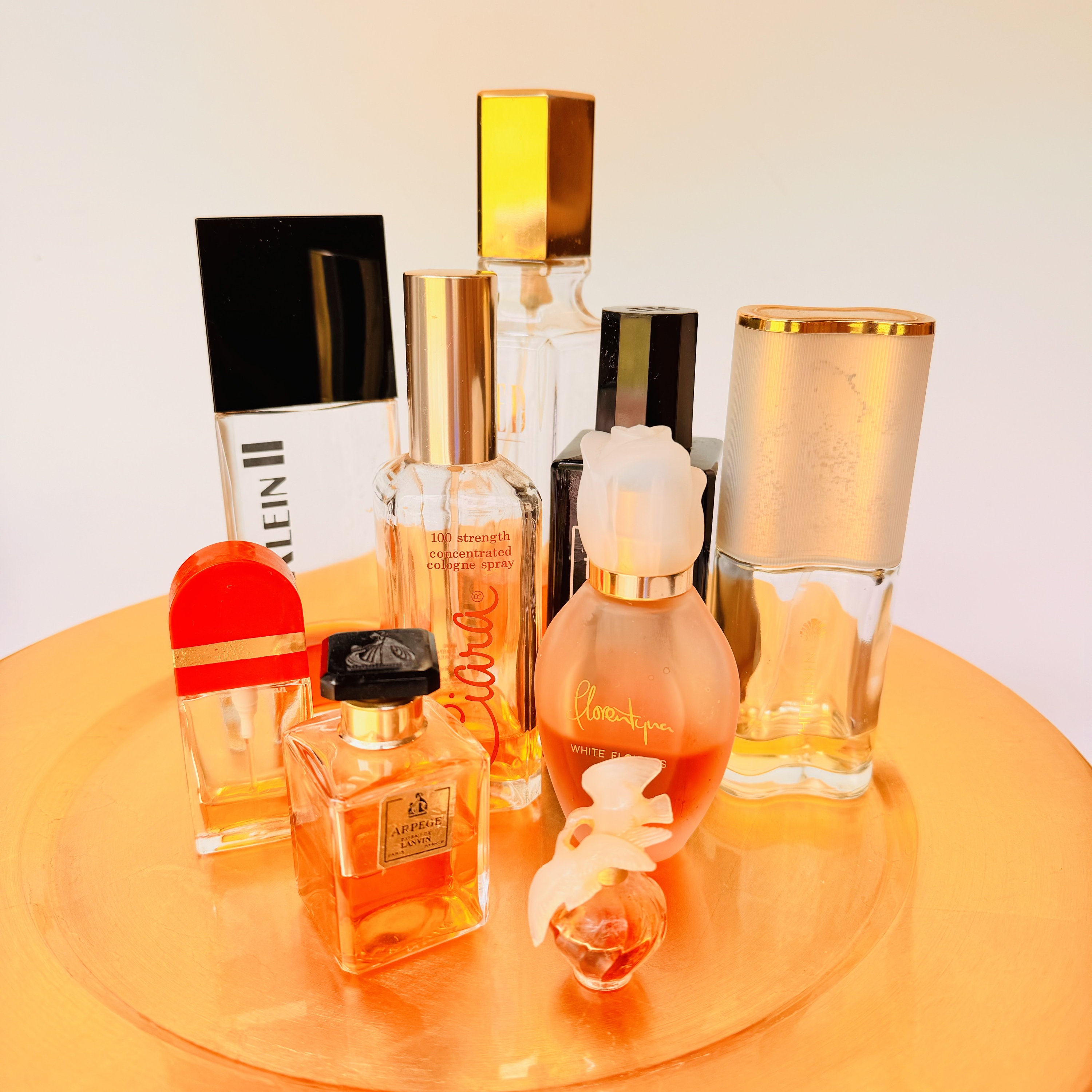 製造中止になった香水 - Etsy 日本