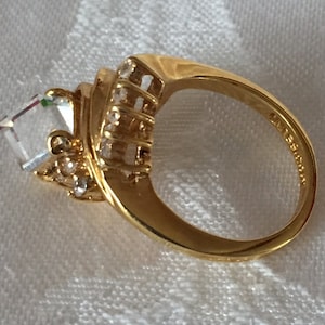 Costume Jewelry Cocktail Ring Size 8 Rhinestones Large Square Prism Cube Box Gold Gem Multicolor Rainbow Statement
