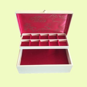 Large Vintage Cream Jewelry Box, Red Velvet Interior, Starburst Top