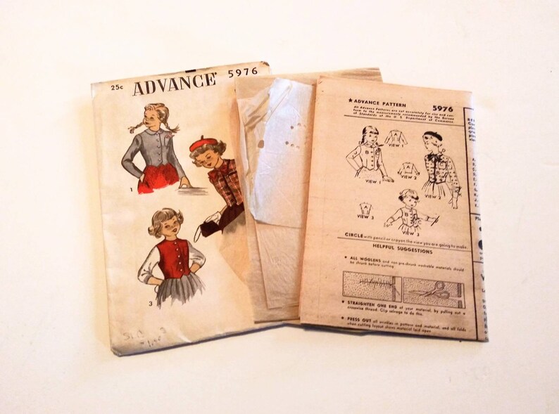 Three Quarter Jacket w Trim /& Weskit Waistcoat Vest 50/'s Fashion Vintage Sewing Pattern Advance 5976 Girl/'s Jacket