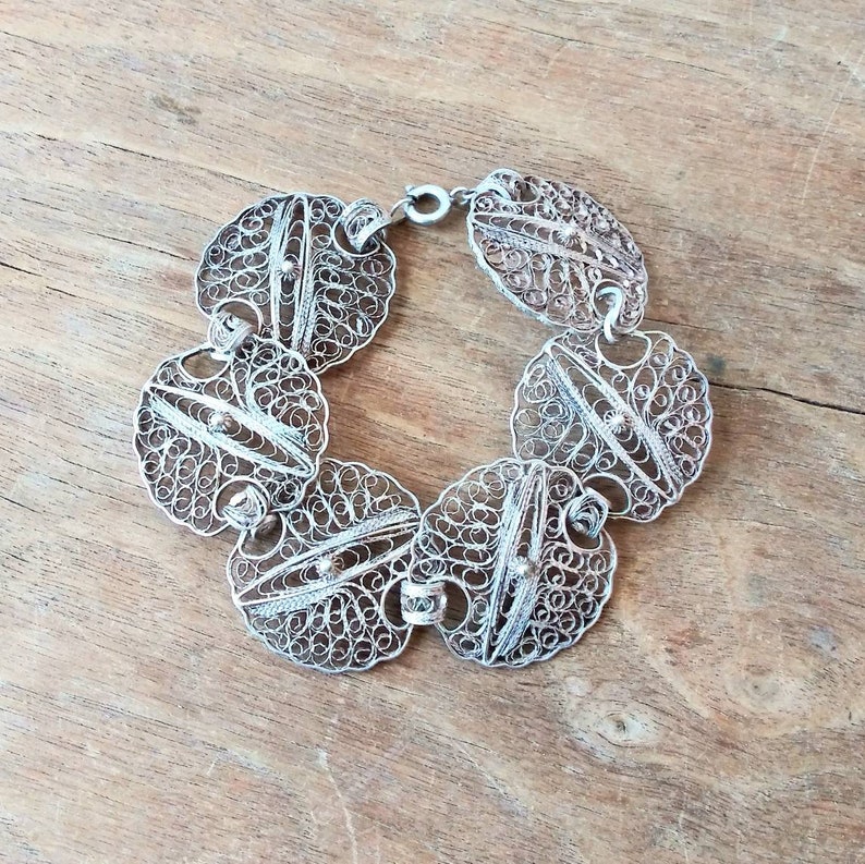 Vintage Silver Cannetille Filigree Disc Bracelet 50/'s 60/'s Mid Century Fashion Jewelry Delicate and Lightweight