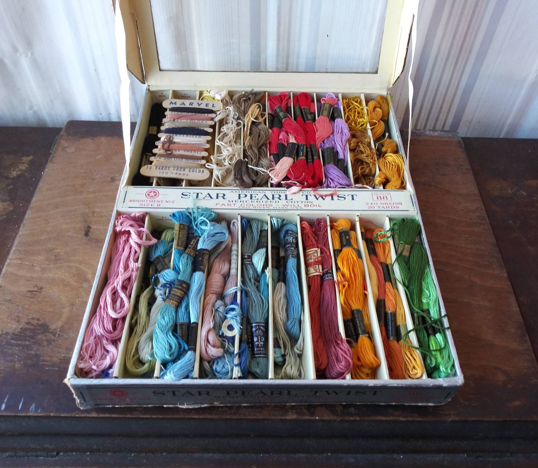 Antique Embroidery Floss Display American Thread Company