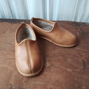 Vintage Little Boys Slippers Toddler Slippers Vintage Size 11 Butterscotch Vinyl Outer with Fuzzy Cozy Inner 50&#39;s 60&#39;s Mid Century Fashion