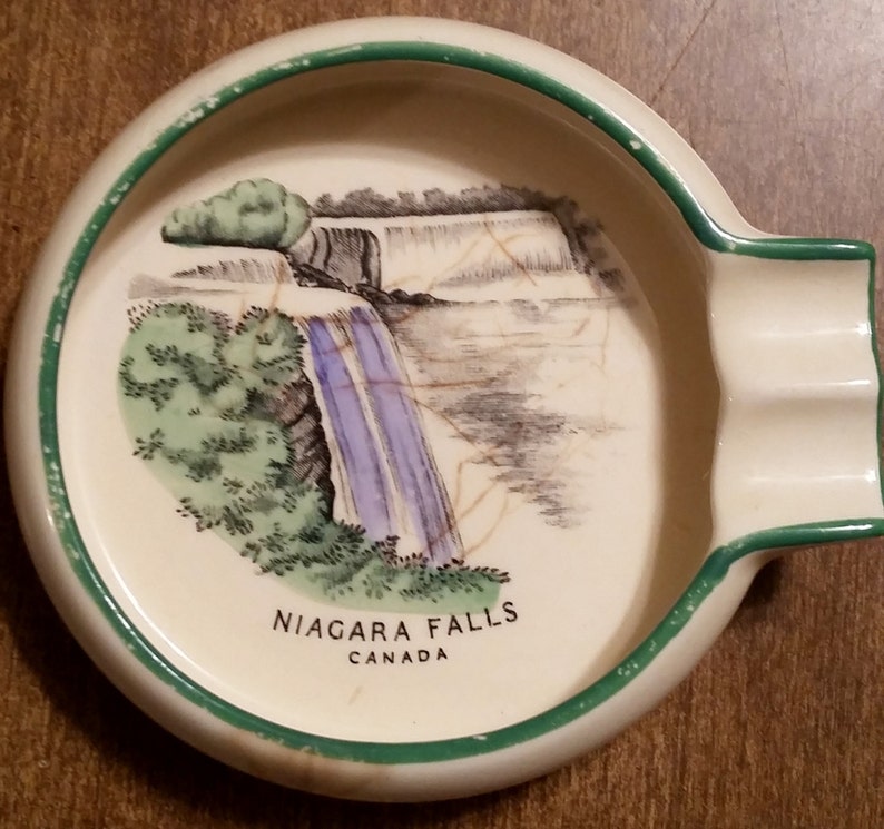 Vintage Ashtray Carlton Ware England Niagara Falls Canada Travel Souvenir 40/'s 50/'s Collectible Tobacciana Tiny Bowl Decor Shabby Chic