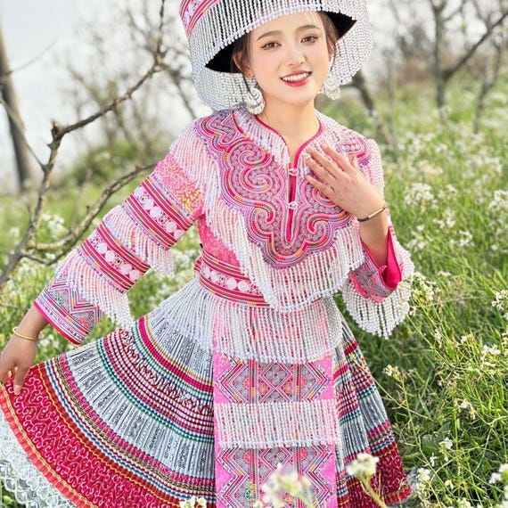 Conjunto de vestido tradicional hmong rosa Falda plisada con