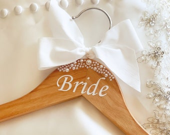 Percha de novia personalizada, percha de vestido de novia personalizada, percha de madera para novia, nombre de la novia, percha de madera, regalo de boda, regalo de despedida de soltera