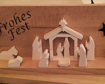 Mini Christmas nativity scene made of KeraFun / Raysin / ceramic with wooden base – Handmade decoration "Merry Christmas" – Modern nativity scene for Christmas