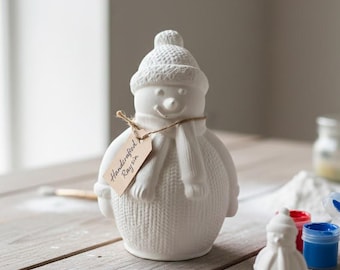 Raysin Snowman Casting Powder Decoration – Handmade, Winter Magic, Cute Christmas Decoration, Cast Venus Arm, DIY Gift Idea, Unique Item.