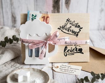 Birthday money gift beer, wooden decoration Raysin, party favor for men & women, personalized gift idea, handmade congratulatory display