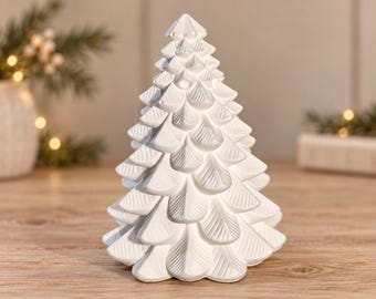 Christmas tree decoration | Hand-cast sculpture in white | Modern winter decoration for table, windowsill and Advent
