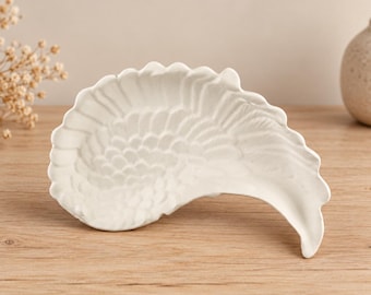 Angel wing bowl made from Venus arm | Hand-cast angel decoration | Small storage bowl as a gift