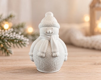 Snowman decoration made from casting powder | Hand-cast winter decoration in white | Christmas figure for painting | 11 cm
