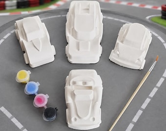 Car painting set made of casting powder – 4 figures with paints and brush