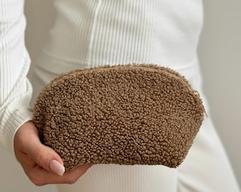 Teddy Bear Fluffy Cosmetic Bag: Travel Makeup Pouch