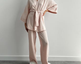 Conjunto de pijama de muselina: bata kimono y pantalón de algodón