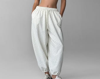 Loungebroek van biologisch katoen: damesnachtkleding met elastische taille en bloemen
