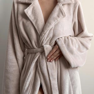 Bath Robe For Women Soft Fleece Dressing Gown Lounge And Homewear Comfy Plush Bath Robe Cozy Home Clothes Fleece Guest Robe Spa Gift For Her
