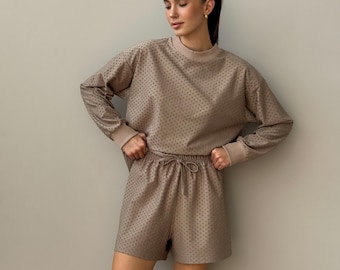 Women’s Cotton Pajama Set: Cozy Long Sleeve Lounge Shorts Outfit for Homewear