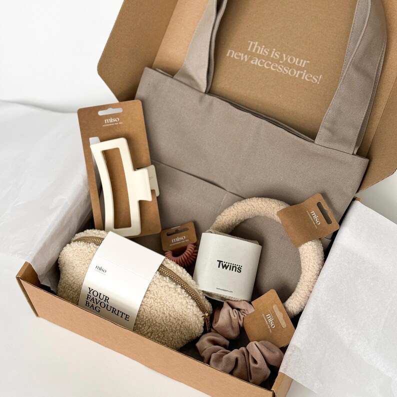 Cute Accessories Gift Set: Cosmetic Bag, Hair Accessories & Cozy Socks ...