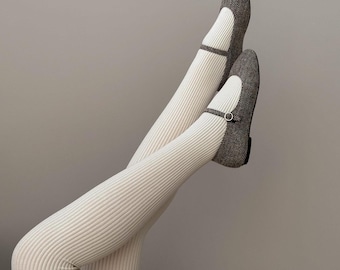 Collant a coste coprenti: comodi collant in cotone per le gambe da donna