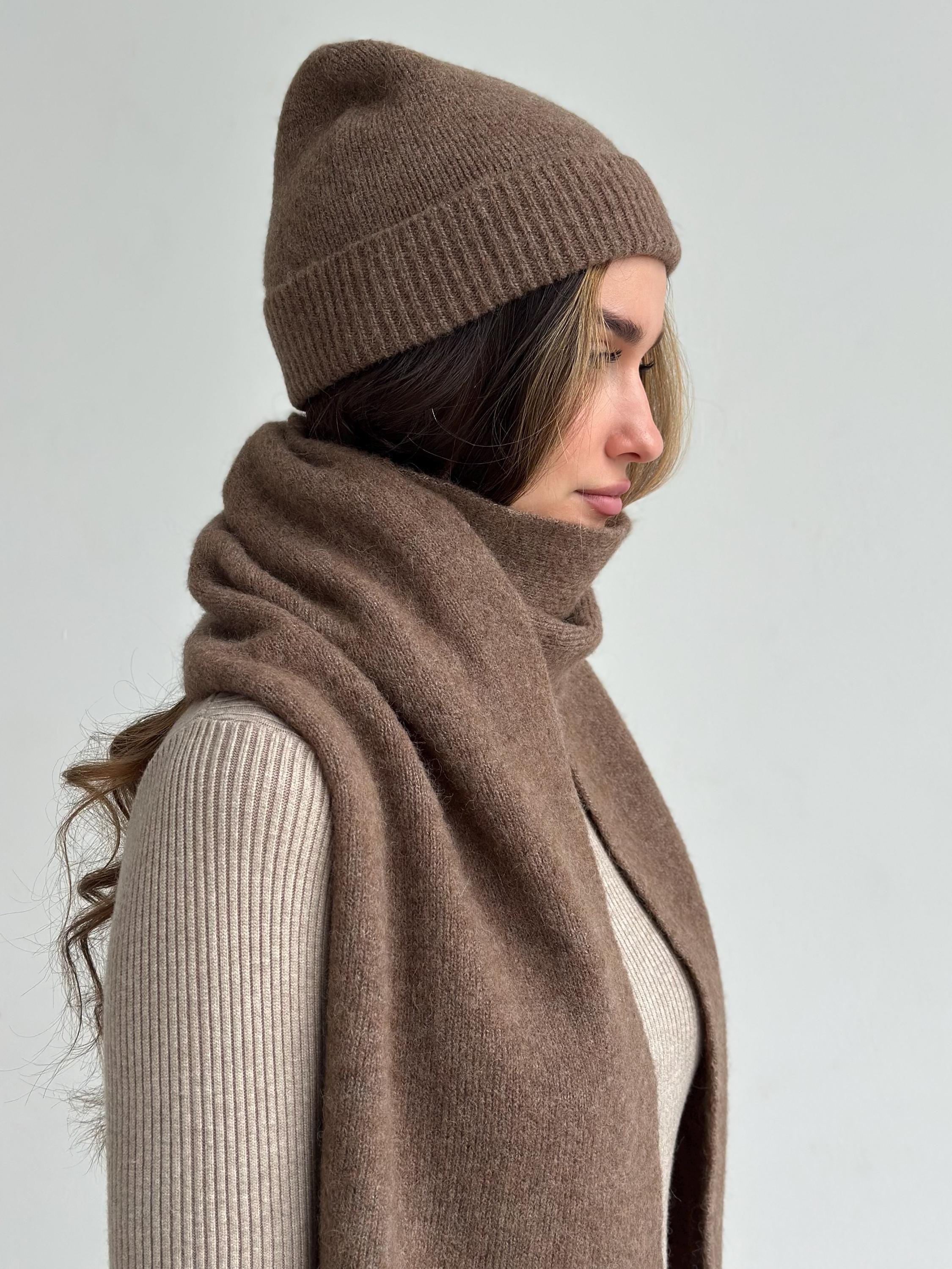 Womens Handmade Alpaca Beanie Hat and Scarf Set Beige Cable Knit Chunky Combo Alpaca Wool Hat and Scarf and Gloves - Winter Set for Women  main image 2