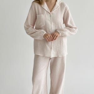 Musselin-Pyjama-Set: Langärmlige Baumwoll-Nachtwäsche für Damen & der ultimative karierte Schlafanzug