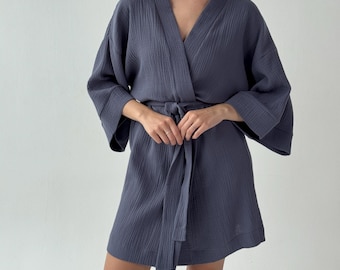 Short Muslin Robe: Relaxed Cotton Dressing Gown for Women's Loungewear
