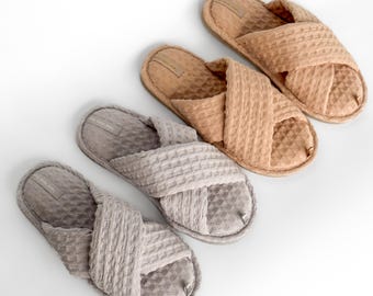 Pantoufles à bout ouvert en coton gaufré : chaussures d'intérieur confortables pour femme, chaussures d'intérieur respirantes