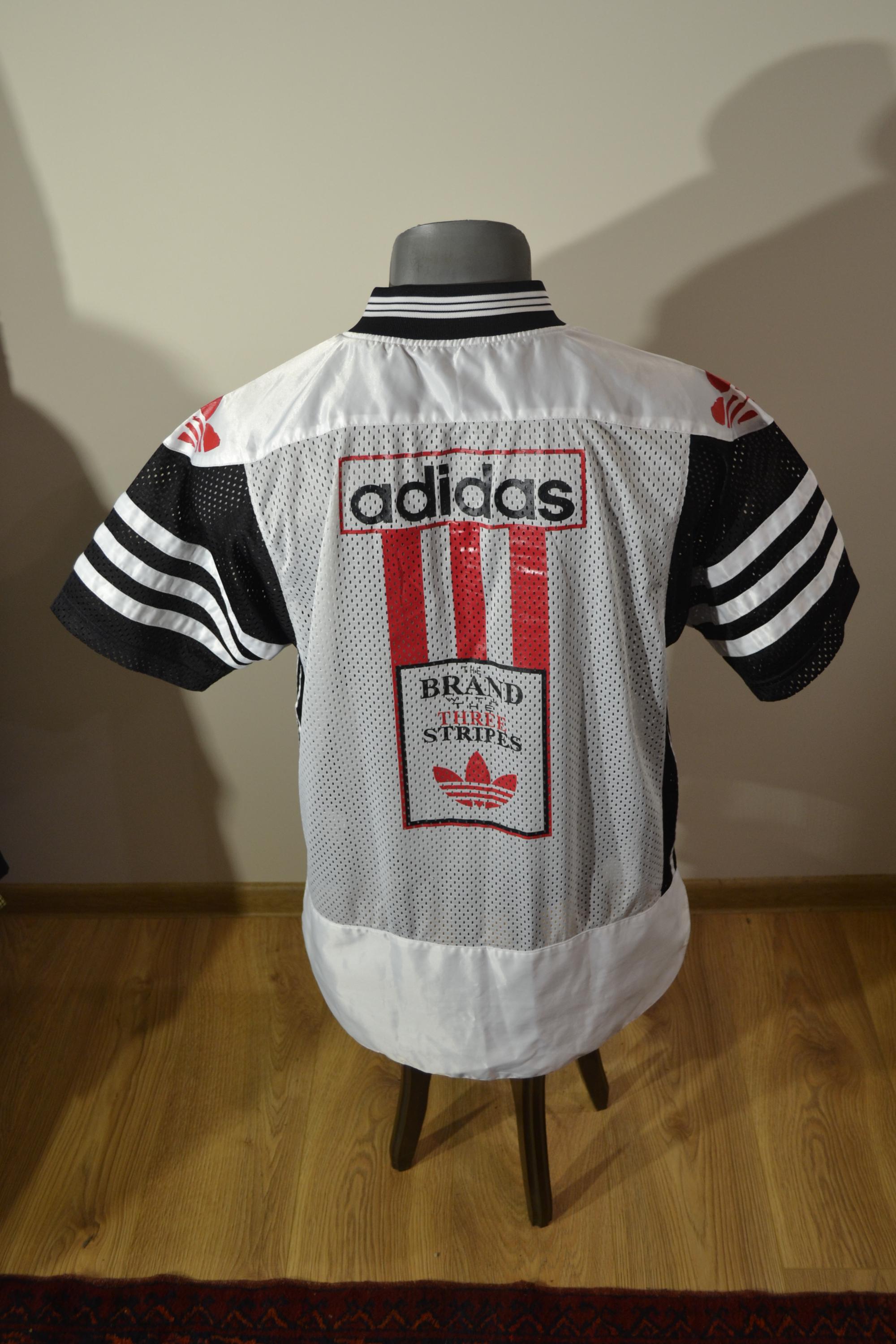 Vintage Adidas 90s Mesh Jersey – Rare Black & White Sportswear