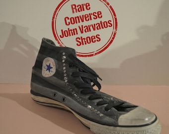Rare Converse John Varvatos Punk Studded High Tops / Sneakers unisex a righe nere