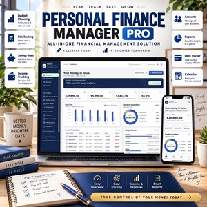 Könnte beinhalten: Ein Laptop und ein Smartphone mit der Benutzeroberfläche der Personal Finance Manager Pro Software, umgeben von einem Notizbuch mit handschriftlichen Finanzzielen, einem Stift und einer Tasse mit der Aufschrift Better Money Brighter Days.