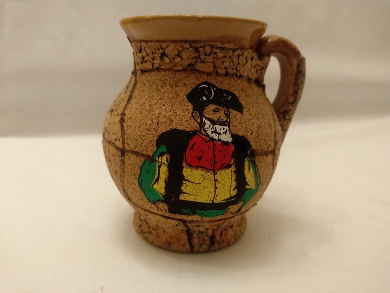 Ánfora SARDA de cerámica y corcho, vintage, hecha a mano en Italia, Jarrón artístico sardo, Arte sardo, Ánfora vintage de cerámica sarda imagen 9