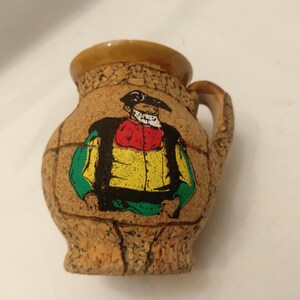 Ánfora SARDA de cerámica y corcho, vintage, hecha a mano en Italia, Jarrón artístico sardo, Arte sardo, Ánfora vintage de cerámica sarda imagen 4